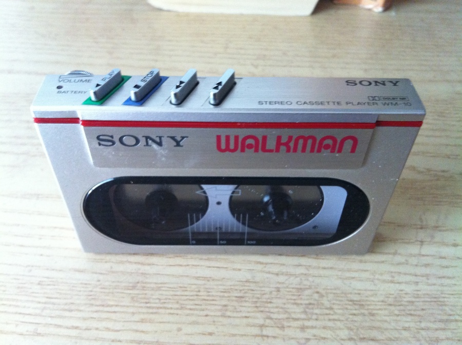 sonywalkmanwm10.jpg
