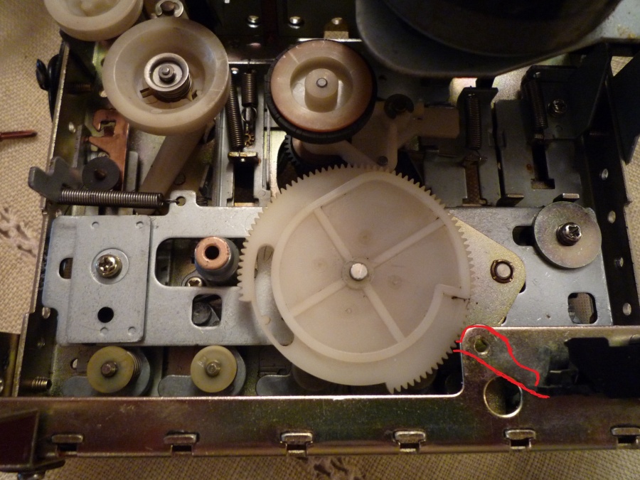 sanyo920deck4_2.jpg