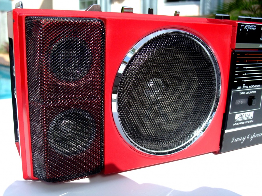 speaker.jpg