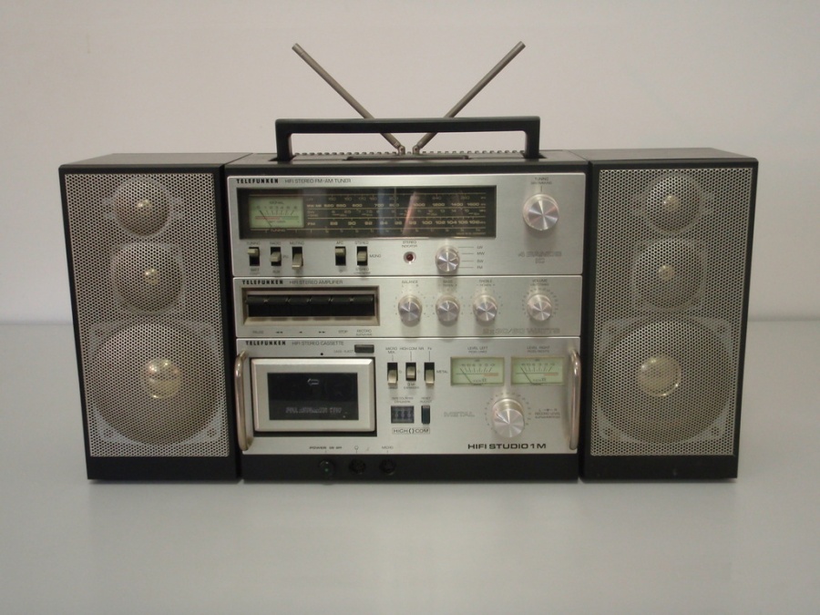 telefunkenstudio1m.jpg