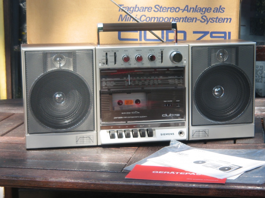 boomblastersmr.groove2-6-11nib004.jpg