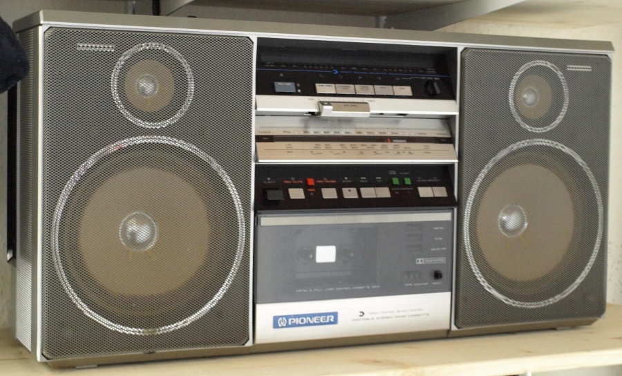 2011-Pioneer-SK-4.jpg