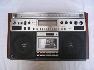 rx 5700 2.jpg