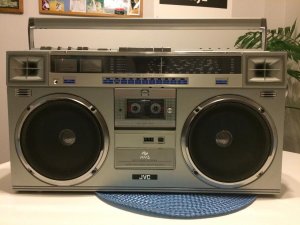 Leo Love JVC M70.jpg
