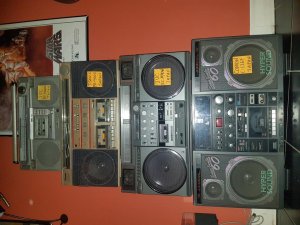 BOOMBOX WALL COLLECTION TORONTO WELTRON CLAIRTONE BRAUN FIFTEEN.jpg
