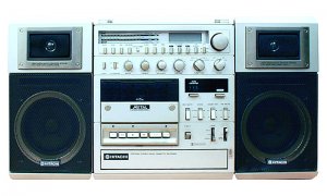 hitachi_trk-9900e_portable_radio_cassette_recorder.jpg