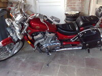 SUZUKI INTRUDER 800.jpg